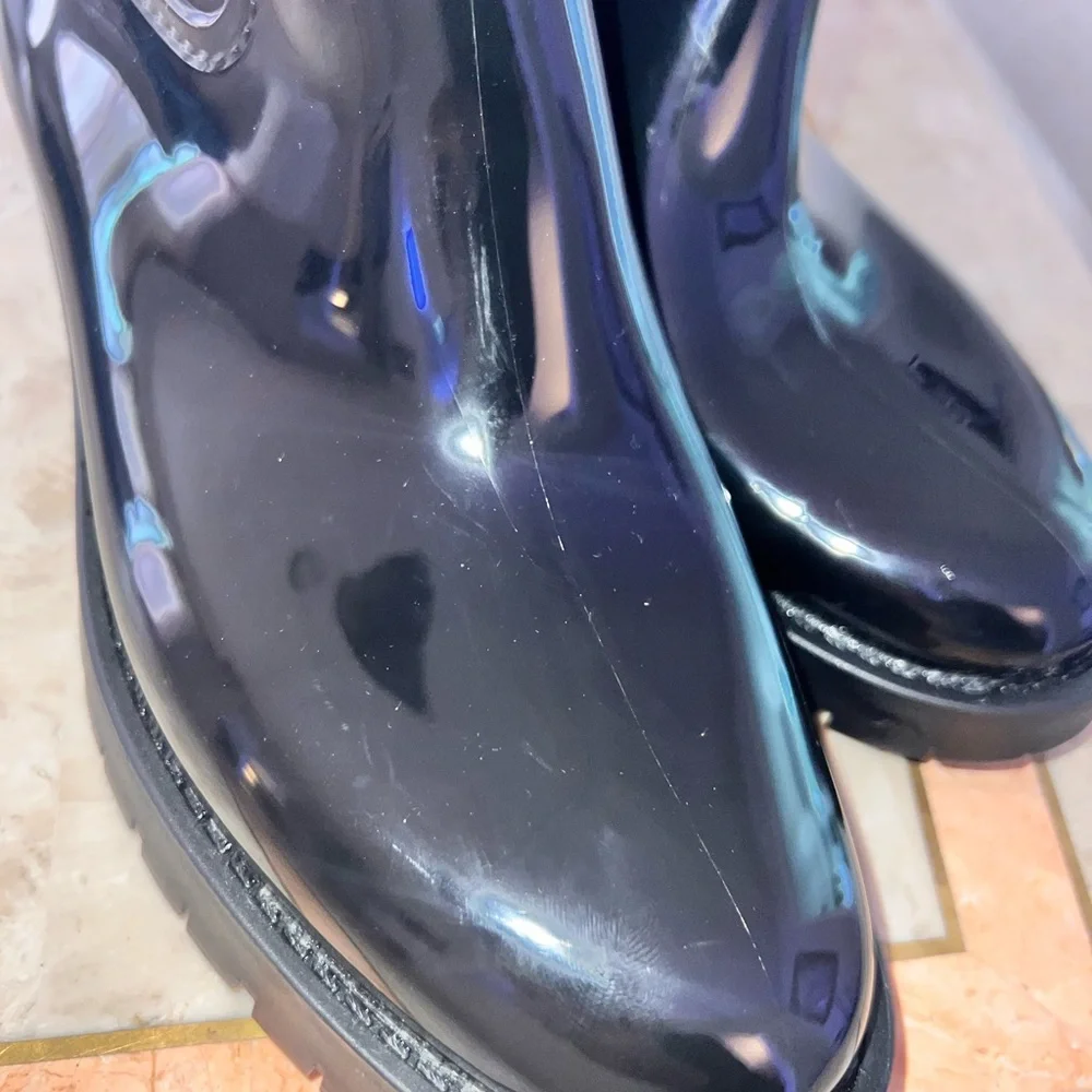 LV black womens rain boots - Picture 4 of 6